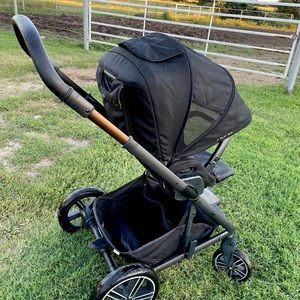 Nuna Mixx2 stroller